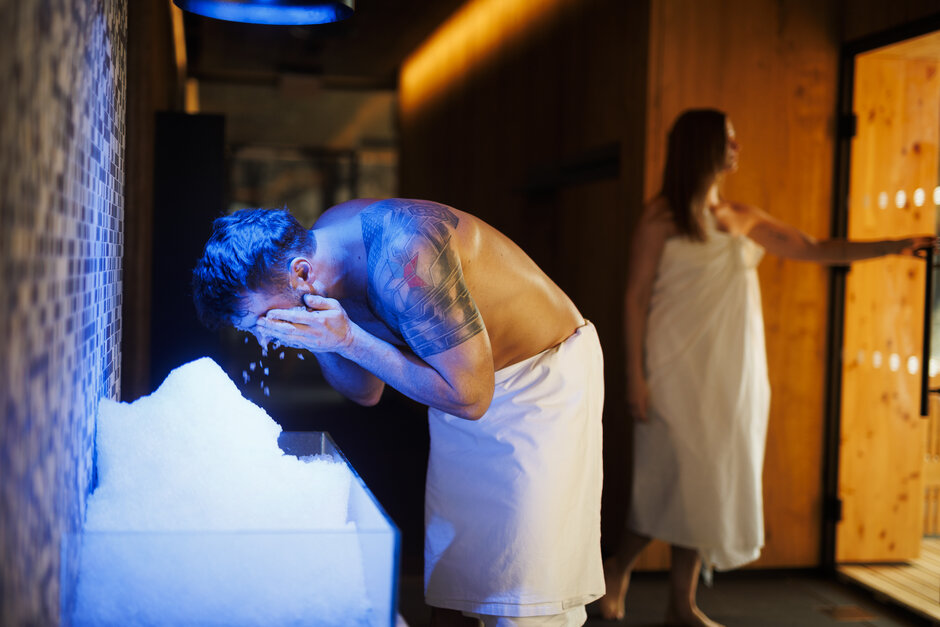 ice sauna world